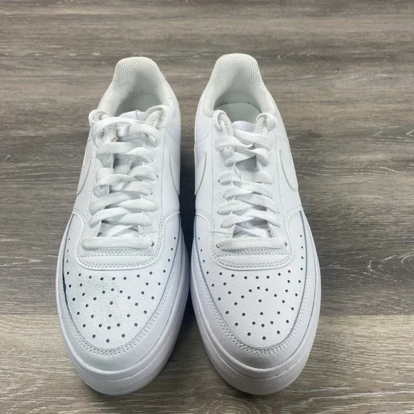 Nike W Nike Court Vision Alta LTR Womens Size 9.5 DM0113-100 READ - Picture 2 of 10